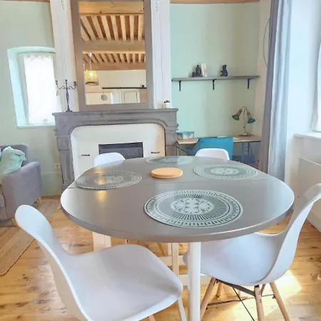 Apartment L'histoire Clermontoise - Tramway Au Pied Du Clermont-Ferrand